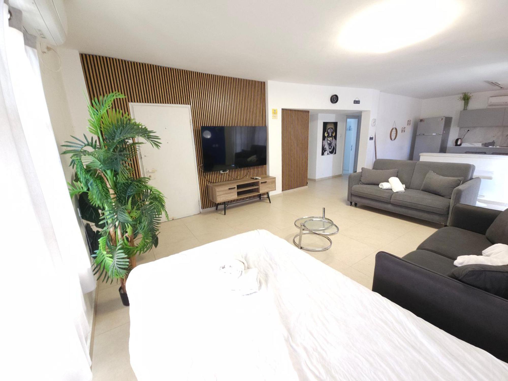 Barak Royal Suites 20 Garden Jacuzzi - ג'קוזי בחצר Eilat Exterior photo